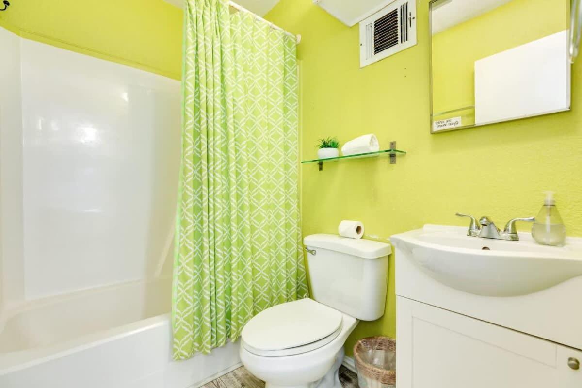 Fun in the Sun! Cozy Beach Pad w/ Gulf Views & Easy Access to the Sand! Surfside Beach Zewnętrze zdjęcie